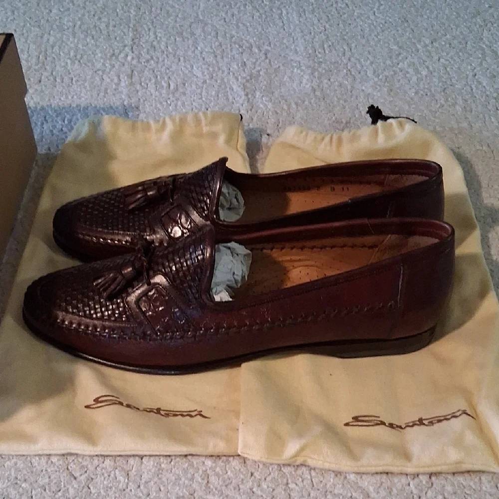 New Santoni Brown Leather Easton Tassel Loafers